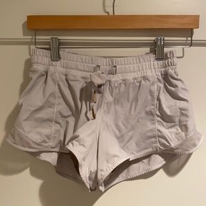 Lulu lemon white hotty hot shorts